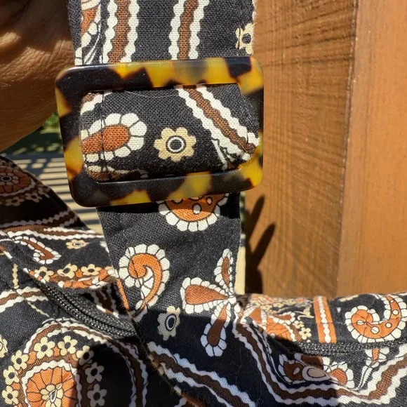 Vera Bradley Black and Tan Paisley Shoulder Bag - Picture 5 of 13